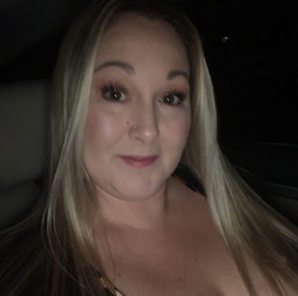 Meet your Posher, Farrah